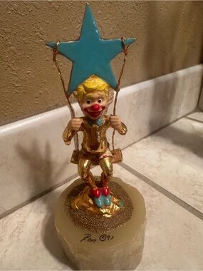 Ron Lee 1991 star on a swing  angel wings clown on granite marble base. Collect